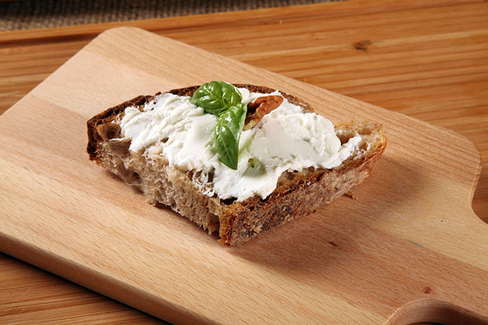 Dairy Aversano Fuscella ricotta or basket ricotta